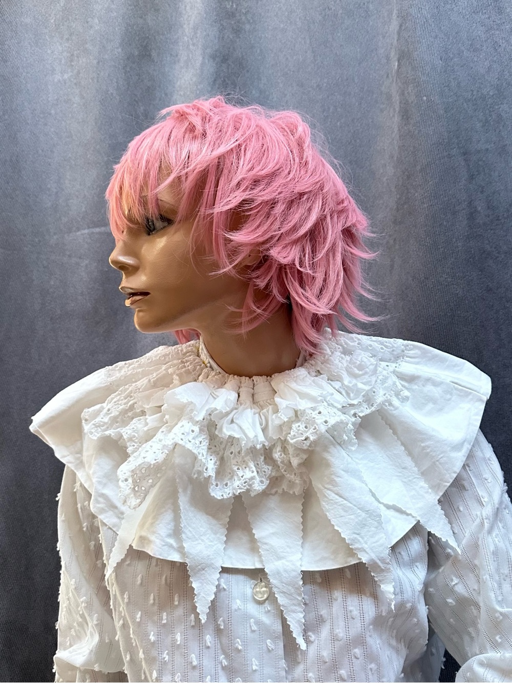 Tattered clown collar ruffles eyelet